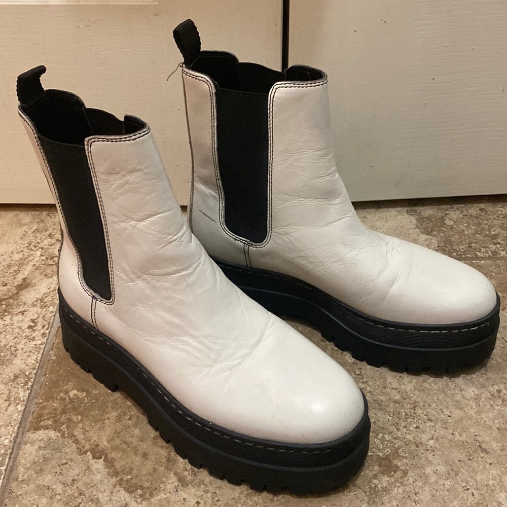 Marc Fisher white chunky Chelsea boots